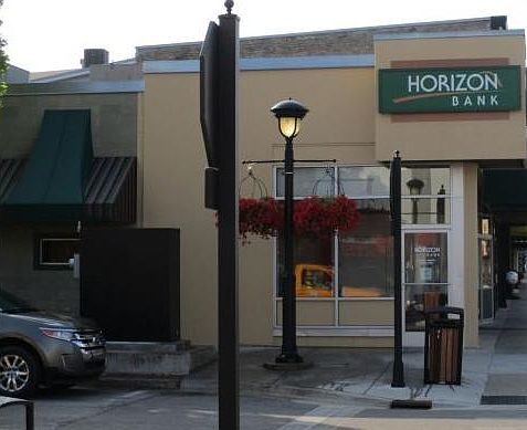 2nd image of 101 E Main St