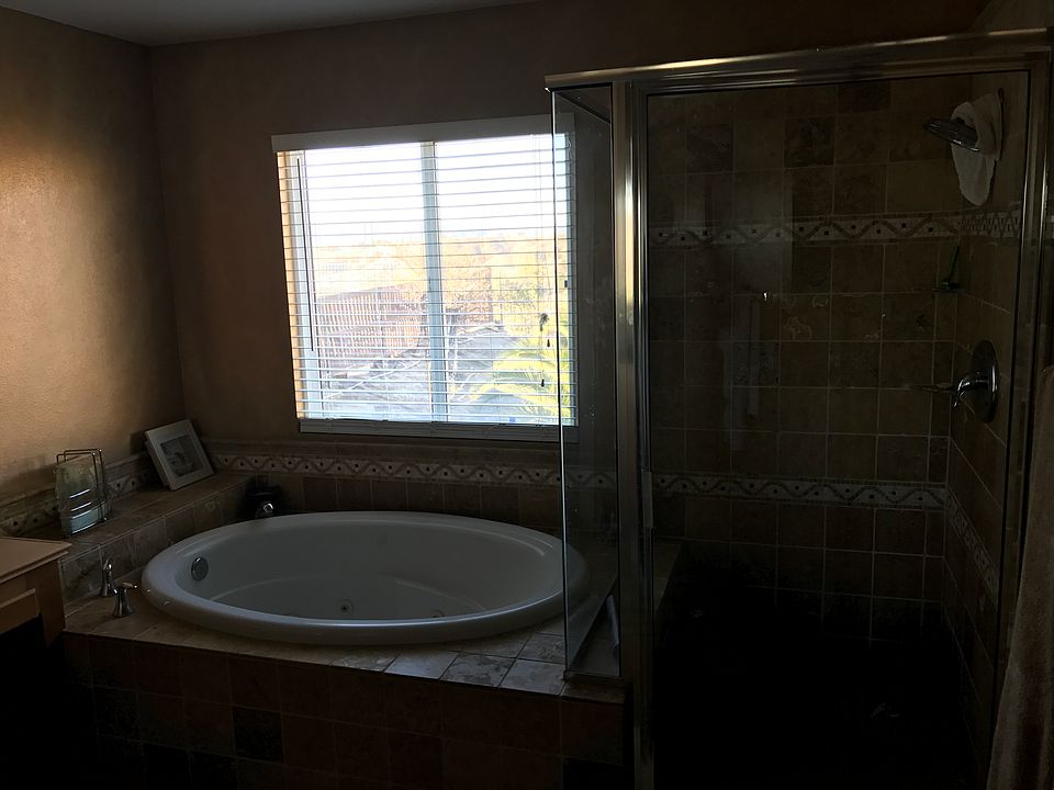 1st image of 28575 Linda Vista St