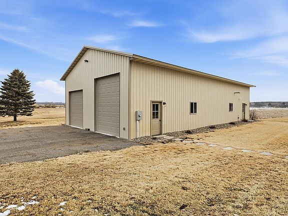 3rd image of 4626 County Road 6 NW
