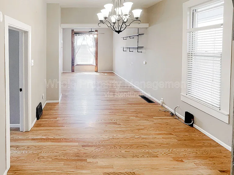 1733 W 39th Ave — Photo 21
