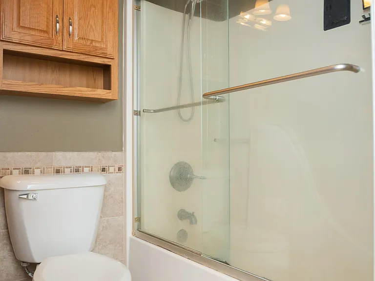 405 Galway Dr — Photo 34