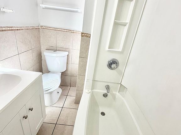5th image of 63 Market St #W2