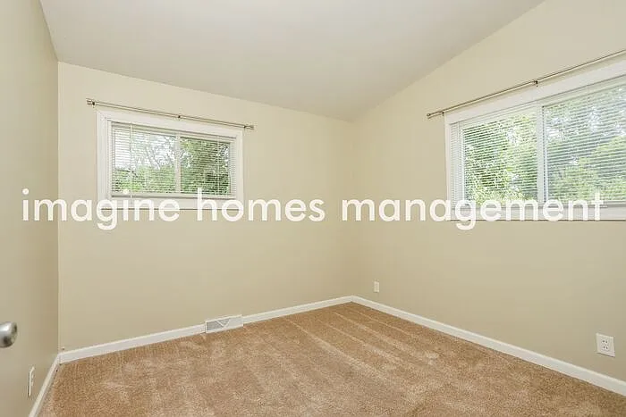 617 Old Ballwin Rd — Photo 9