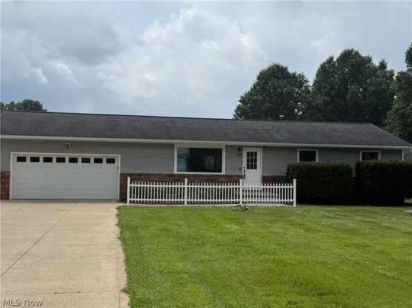 4828 Waterloo Rd, Atwater, OH 44201