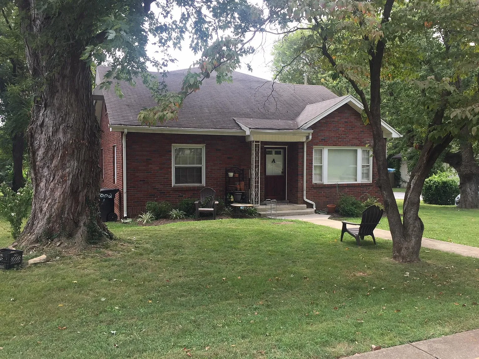 2 bed, 1100 sqft, $1,250 — Photo 2