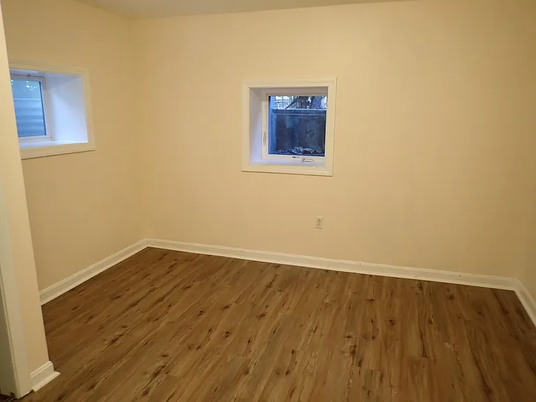 104 Crescent St #2 — Photo 15
