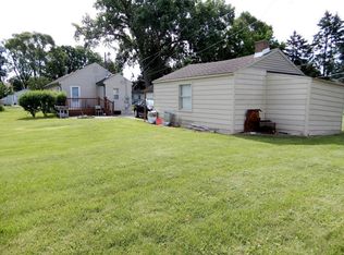 22465 Curie Ave, Warren, MI 48091