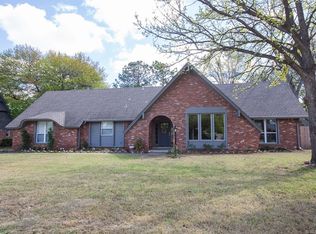 2980 E 56th Pl, Tulsa, OK 74105