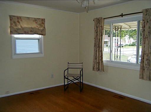 2nd image of 622 Eastmoor Dr
