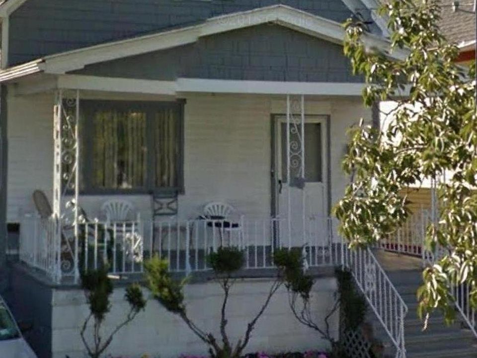 2nd image of 74 Theodore St