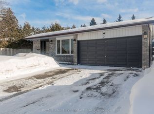 3 Oren Blvd, Barrie, ON L4N 4T3