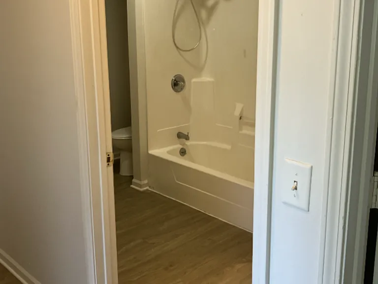 3 Bedroom Home for rent in Des Moines, IA — Photo 32