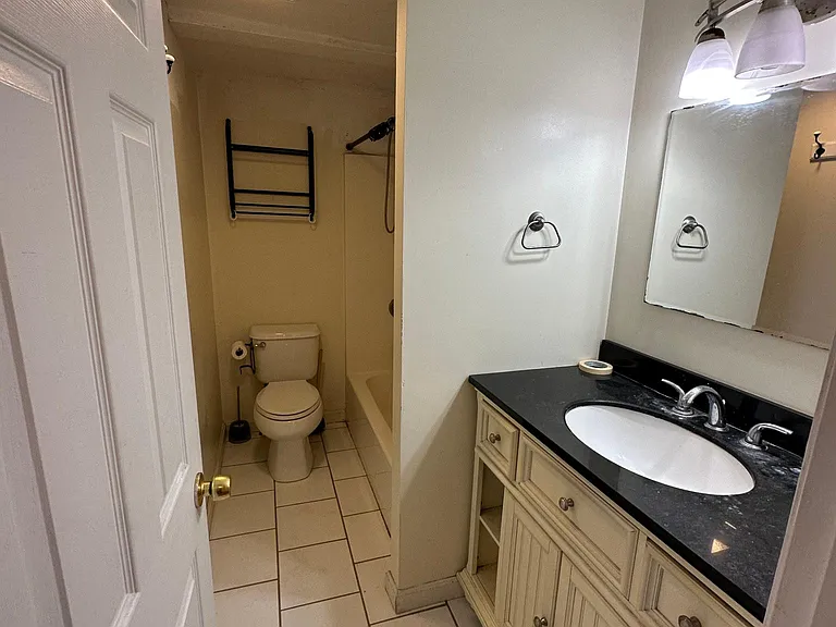 261 Neponset St #B — Photo 13