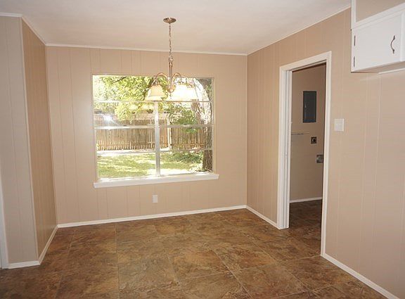 5th image of 3337 Westover Terrace Dr