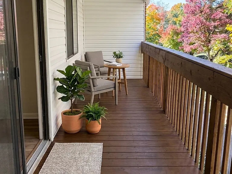 21 Hillside Ter #D — Photo 6