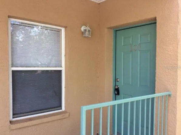 5816 Congress St APT 101, New Port Richey, FL 34653