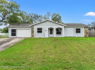 9009 Beach Rd, Spring Hill, FL 34606
