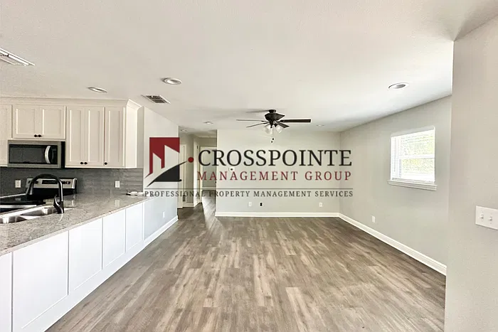 2 bed, 1.0 bath, 875 sqft, $975 — Photo 3
