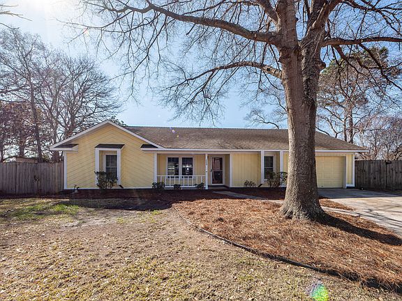 2nd image of 208 Buckskin Dr