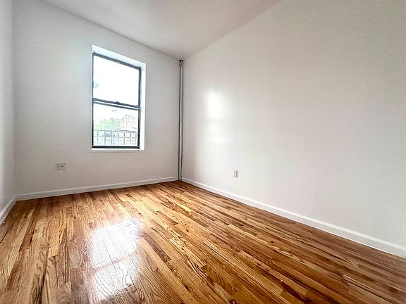 5th image of 248 Sherman Ave APT 58