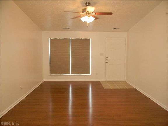 2nd image of 435 Wyn Dr