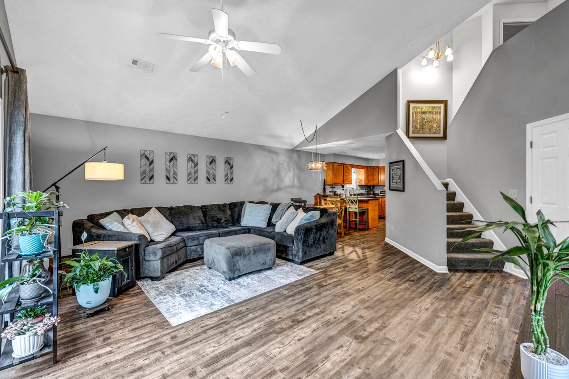 next background image