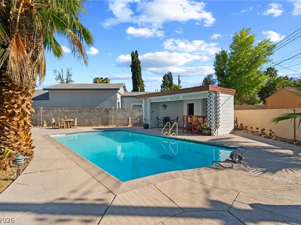 1212 Westlund Dr, Las Vegas, NV 89102