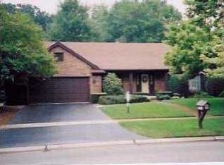 4408 Vicksburg Dr, Sylvania, OH 43560