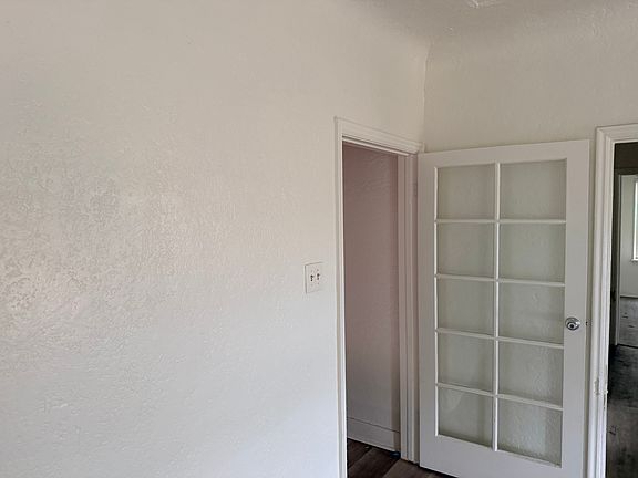 4th image of 1726 Cherry Ave #1726