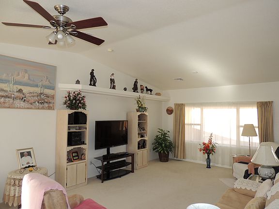 Spacious Split Plan