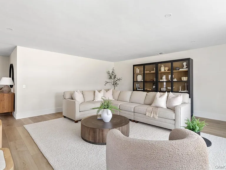 20 Hollywood Pl — Photo 7
