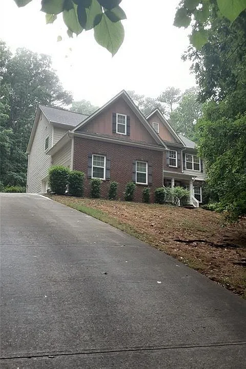 2532 Lois Ct