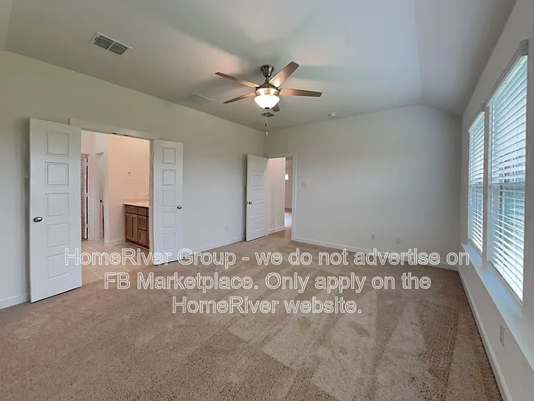 425 Leopold Trl — Photo 8