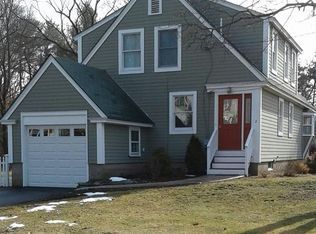 3 Chestnut St, Mansfield, MA 02048