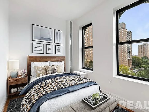 3rd image of 243 Henry St #9A