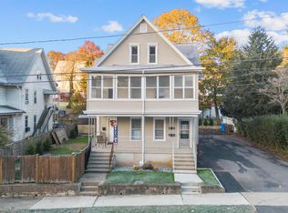 32 Oak Ave #A, Shelton, CT 06484