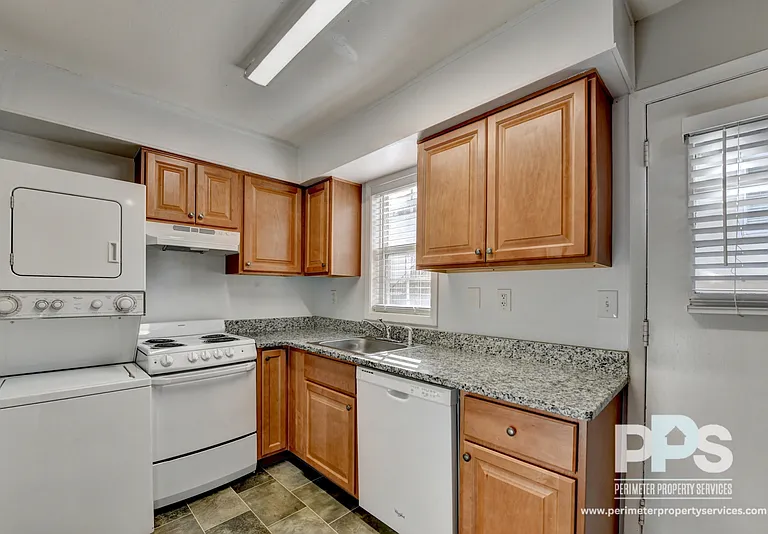 81 E Wesley Rd NE #2 — Photo 6