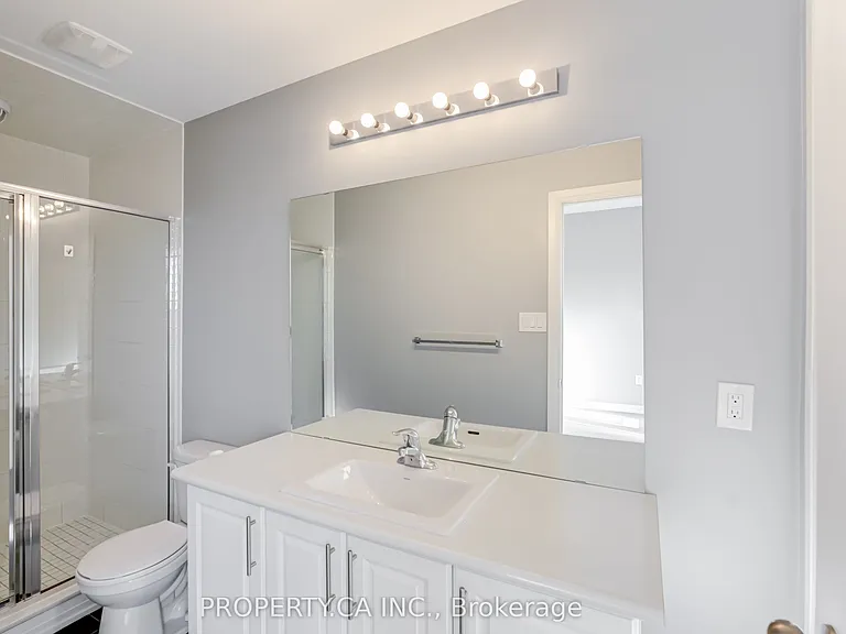 24 Clarington Blvd — Photo 35