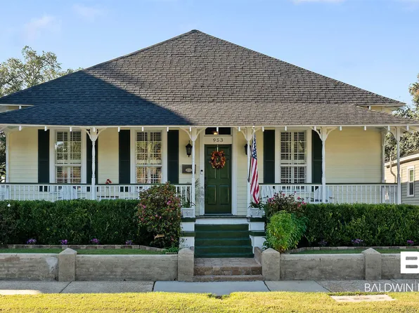 953 Old Shell Rd, Mobile, AL 36604