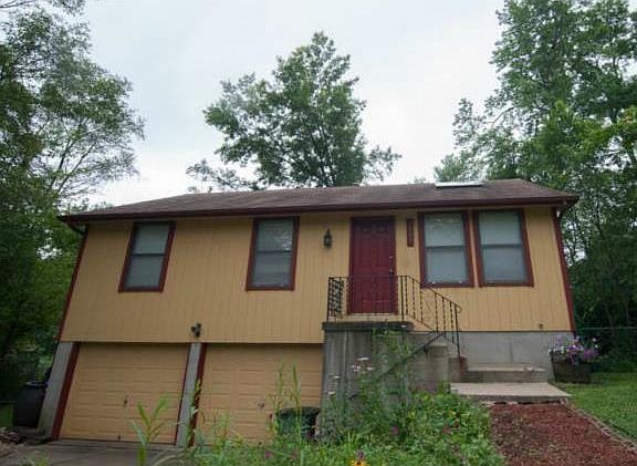5th image of 1003 NE Lindberg Dr