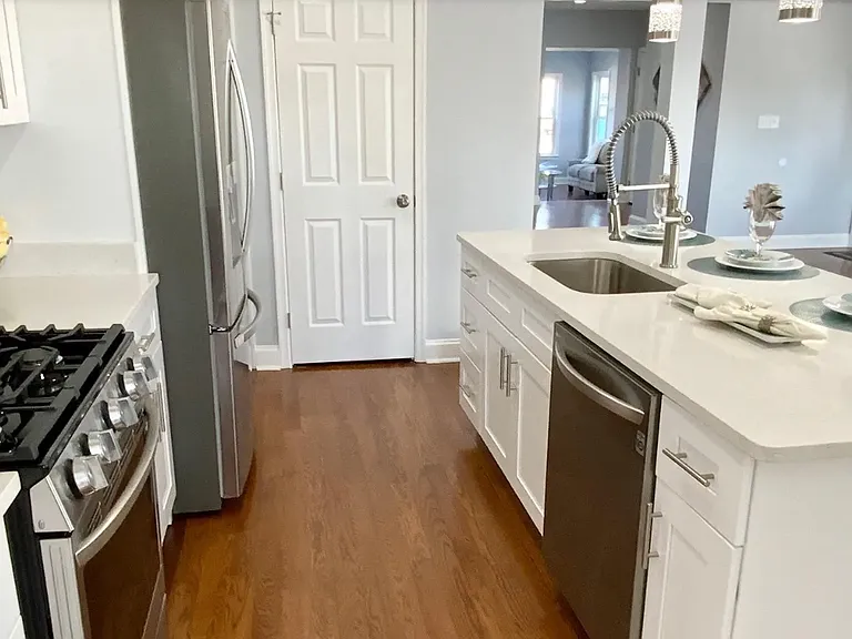 1318 Ingraham St NW — Photo 2