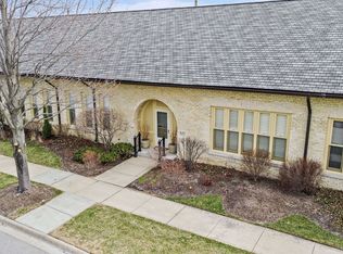 829 Stables Ct W, Highwood, IL