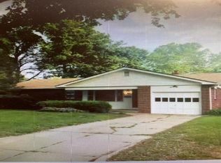 6021 Grace Ln, Wichita, KS 67208