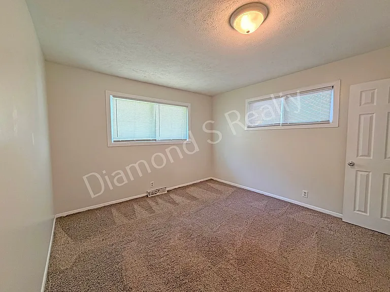 2930 E Lolo Trl — Photo 11