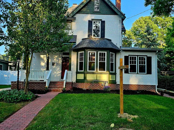 25 N Lawrence St, Bridgeton, NJ 08302