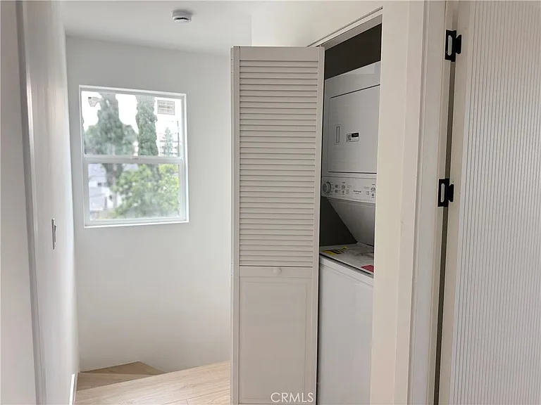 22913 Sherman Way — Photo 9