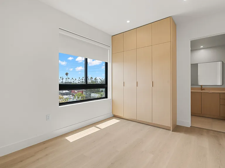 1808 Lincoln Blvd — Photo 33