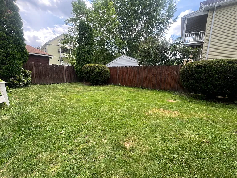 37 Flett Rd — Photo 18