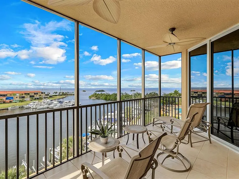 3313 Sunset Key Cir #404 — Photo 6