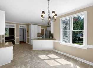 77 Normandy Dr, Clayton, NC 27527